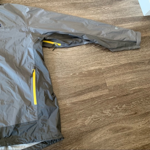 Patagonia Men’s Gray Windbreaker Light Jacket XXL - Picture 5 of 13